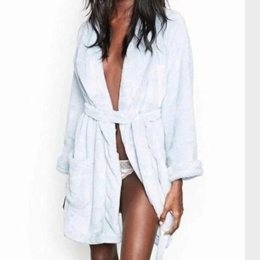 VS Bath Cozy Robe Short Plush Light Blue XS/S || Like New!!
